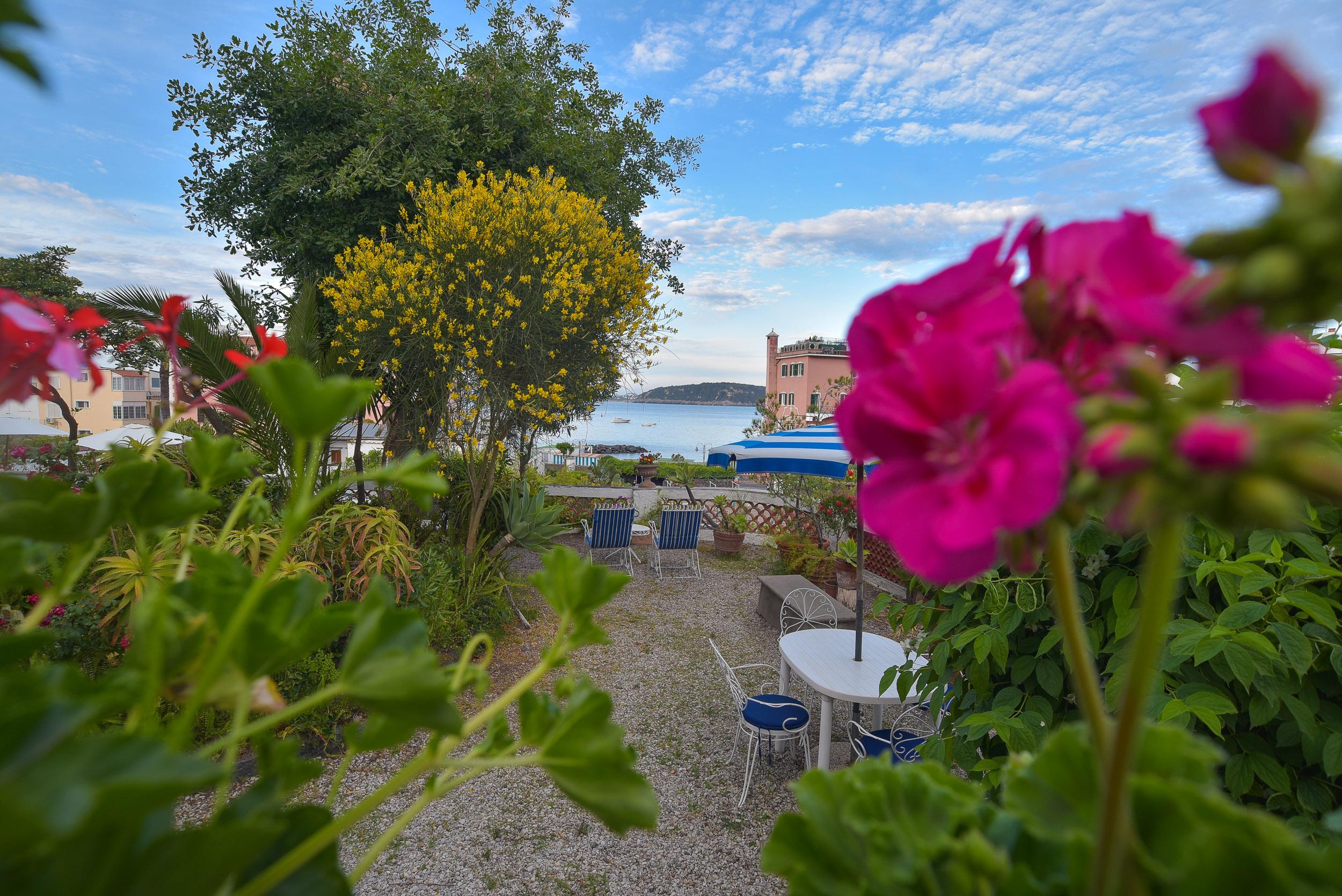 Hotel Villa Panoramica Ischia Exterior foto